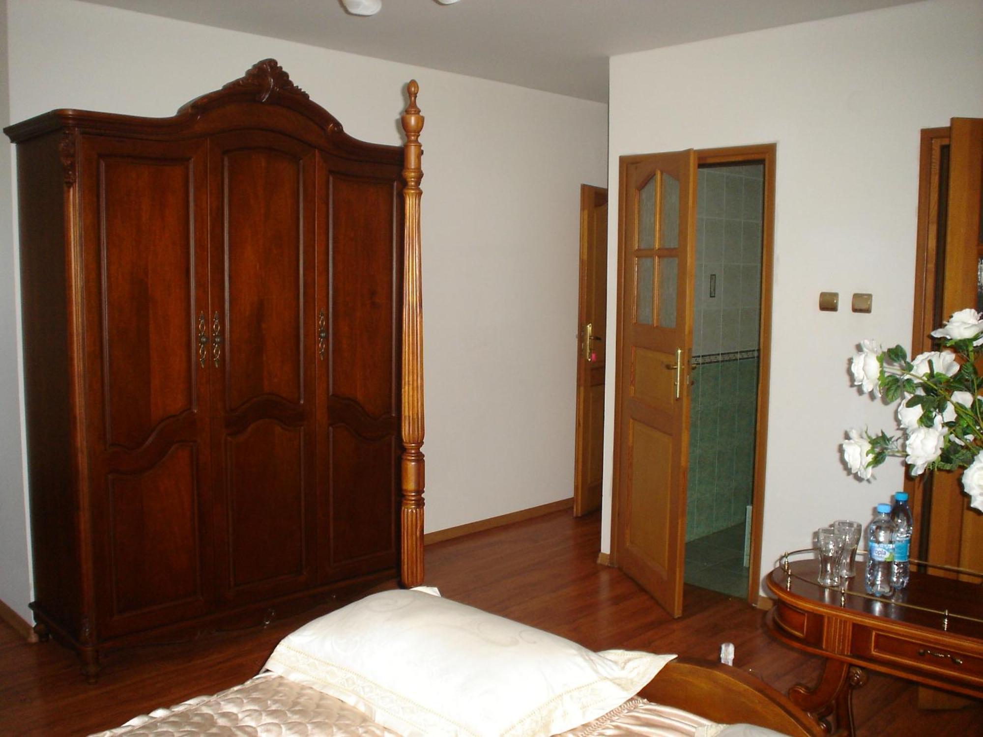 Zajazd Zagloba Widoma Zimmer foto
