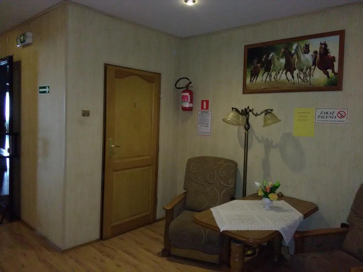 Zajazd Zagloba Widoma Exterior foto